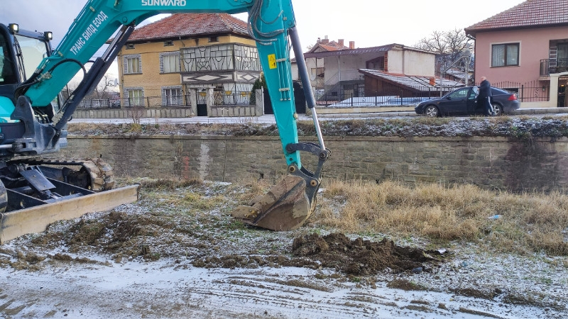 Започва реконструкция на ВиК мрежата в Пирдоп Започва реконструкция на ВиК мрежата в Пирдоп